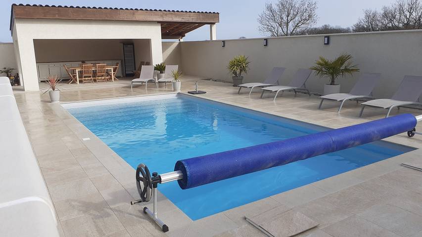 Gîte pour 4 personnes, avec piscine et jardin dans le Gard - 3