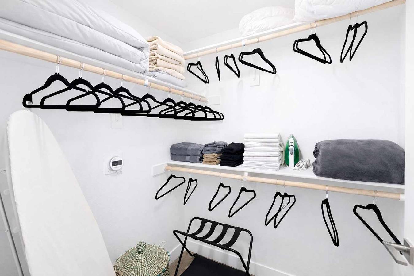 Apartamento entero, Artistic Getaway 10 Min to Disneyland with Pool Gym in Santa Ana (california), Condado de Orange