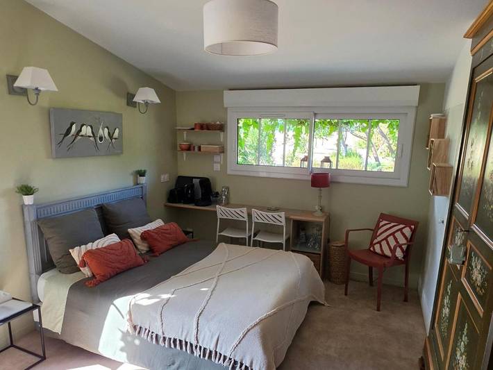 Location de vacances pour 2 personnes, avec Terrasse et Vue à La Ménitré - 4