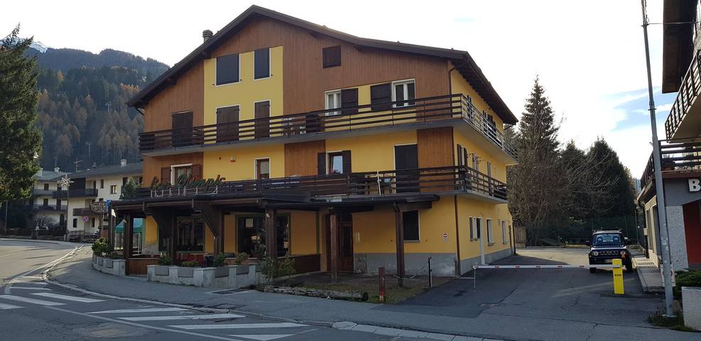 Appartamento intero, Luminoso appartamento vicino alle piste da sci, in zona centrale in Ponte di Legno (Città), Ponte di Legno