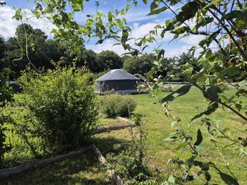 Yourte pour 5 personnes, avec jardin, animaux acceptés dans Centre-Val de Loire