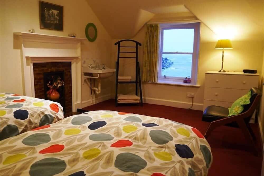 Colbeine -  a house that sleeps 6 guests  in 3 bedrooms in Dumfries und Galloway