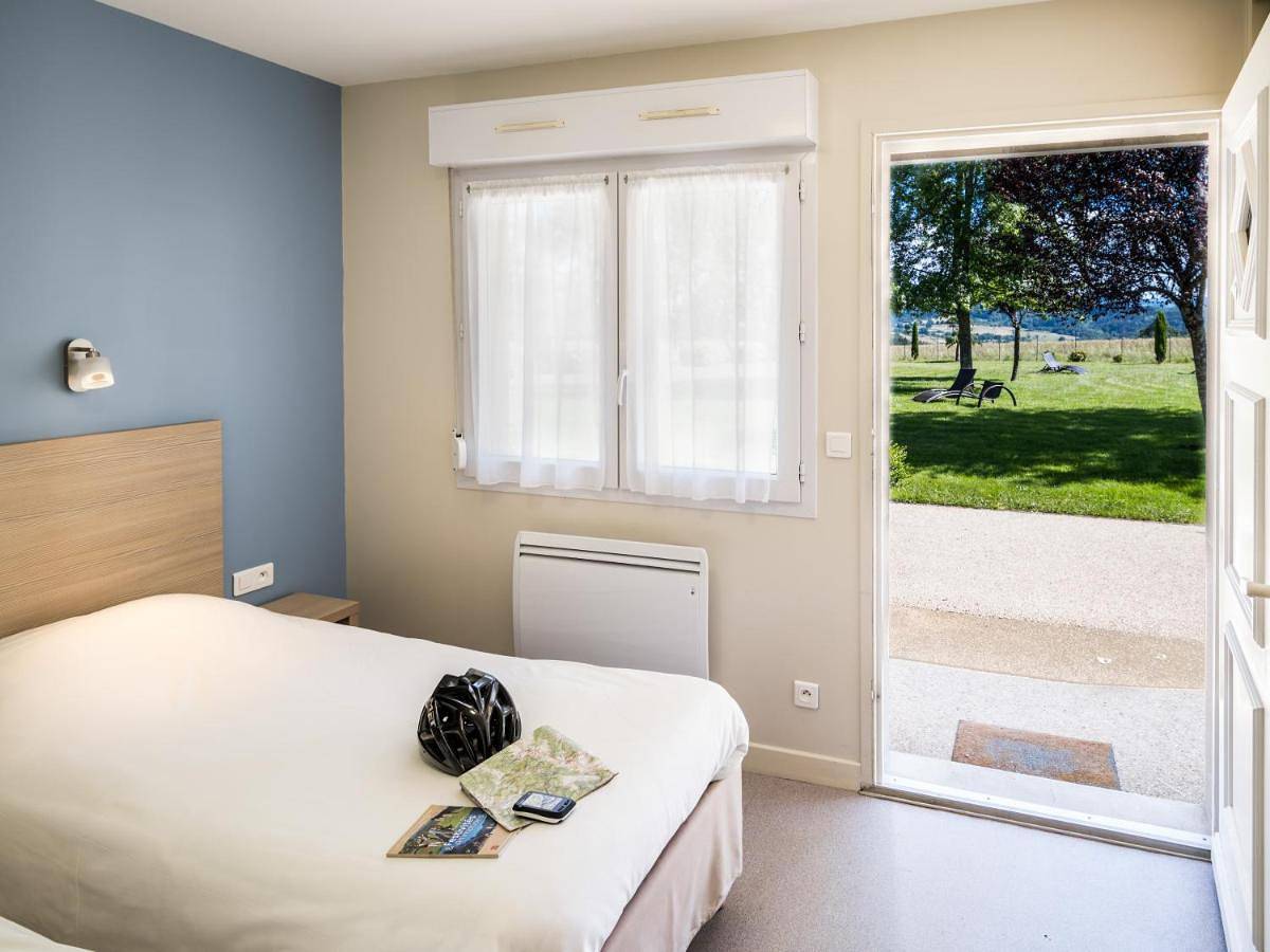 Double Room in Courpière, Parc Naturel Régional Livradois-Forez