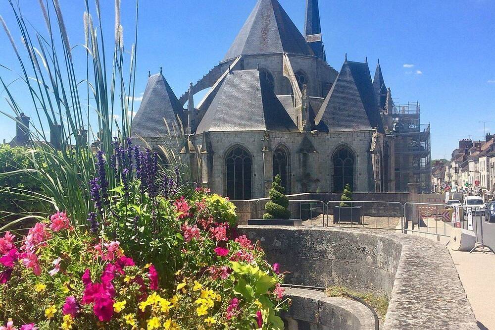 Appartement De Vacances pour 4 Personnes dans Nemours, Seine-et-Marne