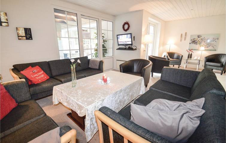 Ferienhaus für 12 Personen, mit Terrasse und Pool sowie Whirlpool und Sauna, mit Haustier in Lolland-Falster - 4