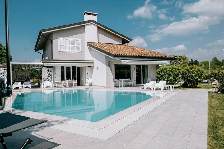 Apartamento de vacaciones para 4 personas, con jardín además de piscina y vistas - 1