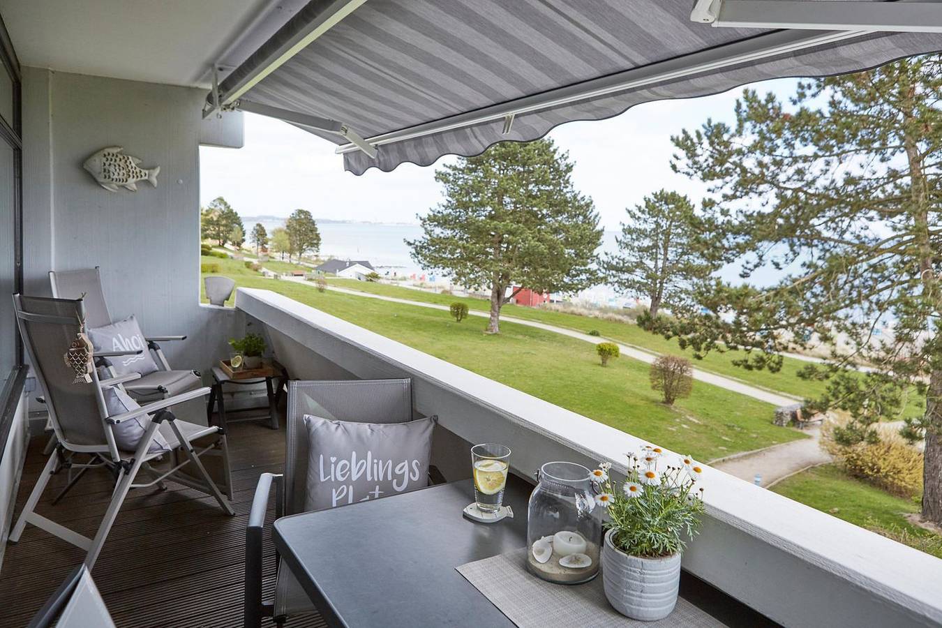 Ganze Wohnung, Kleine Strandbude Sierksdorf – Ferienwohnung mit Meerblick in erster Reihe in Sierksdorf, Ostholstein