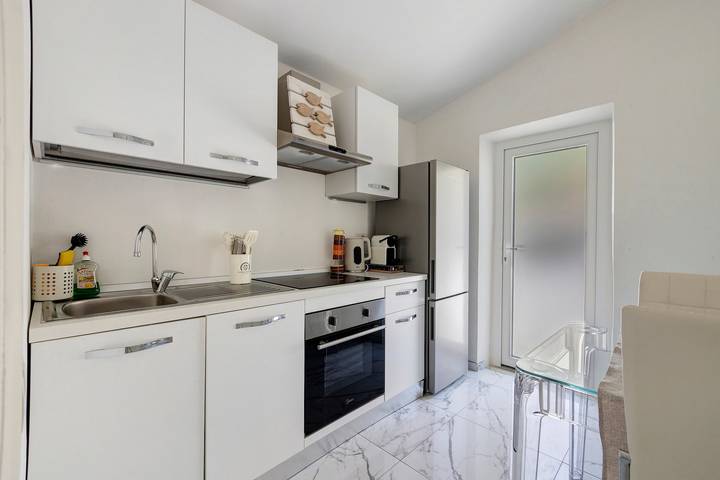 Entire apartment, Forte Privé • Apartment with Private Garden in Forte dei Marmi, Italian Riviera