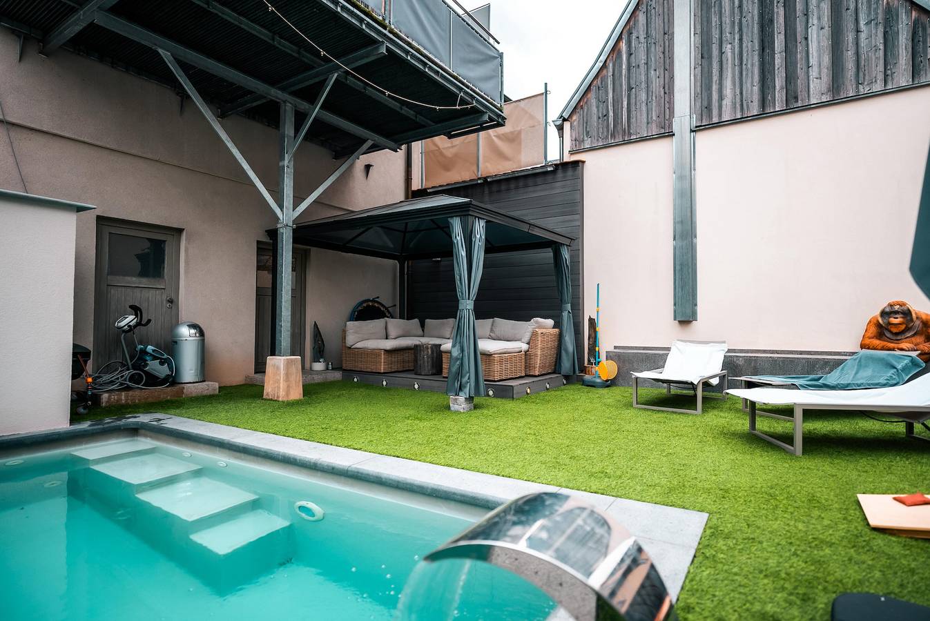 Ferienhaus 'Spessart Oase' mit privatem Pool, privater Terrasse und Wlan in Marktheidenfeld, Spessart-Mainland