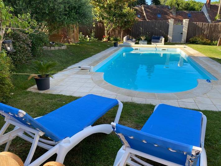 Location de vacances pour 4 personnes, avec piscine ainsi que jardin et jacuzzi à Vouvray - 4