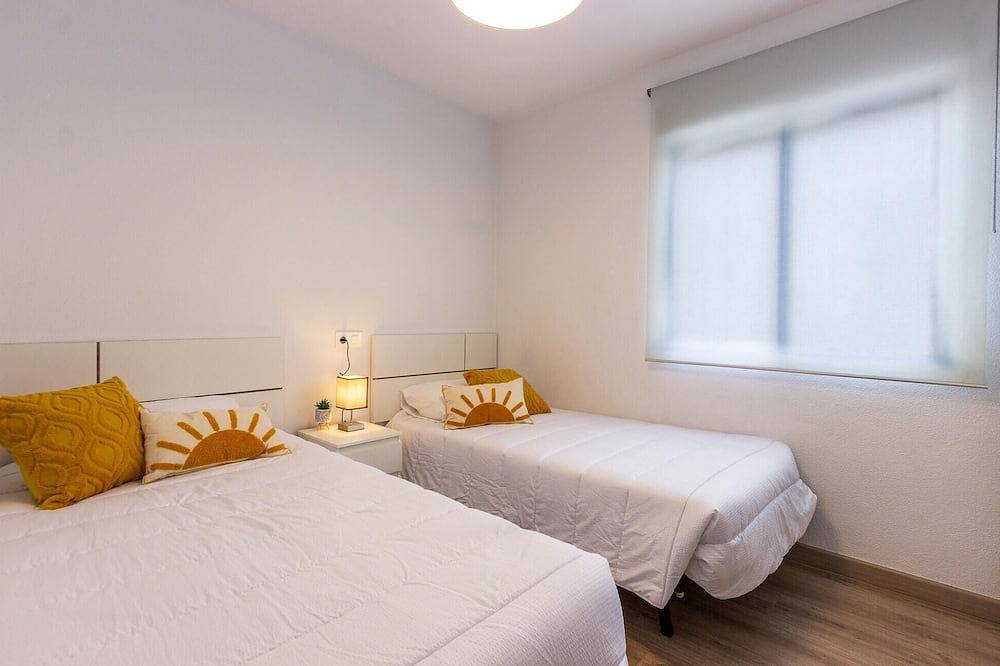 Appartement entier, Nice apartment in Santa Pola with Wifi in Mediterraneo (Gran Alacant), Monte Faro