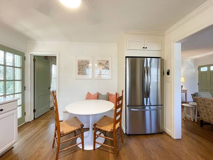 Vacation rental for 5 people, with yard and terrace, with pets in Greensboro