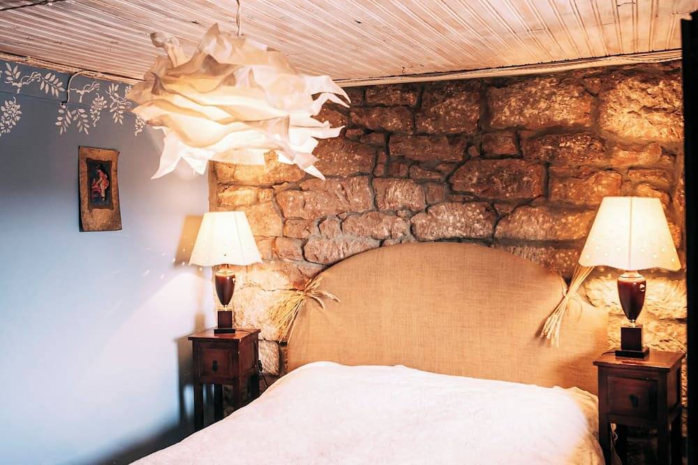 Casa Roma, Cantabria in Valderredible, Montañas de Burgos