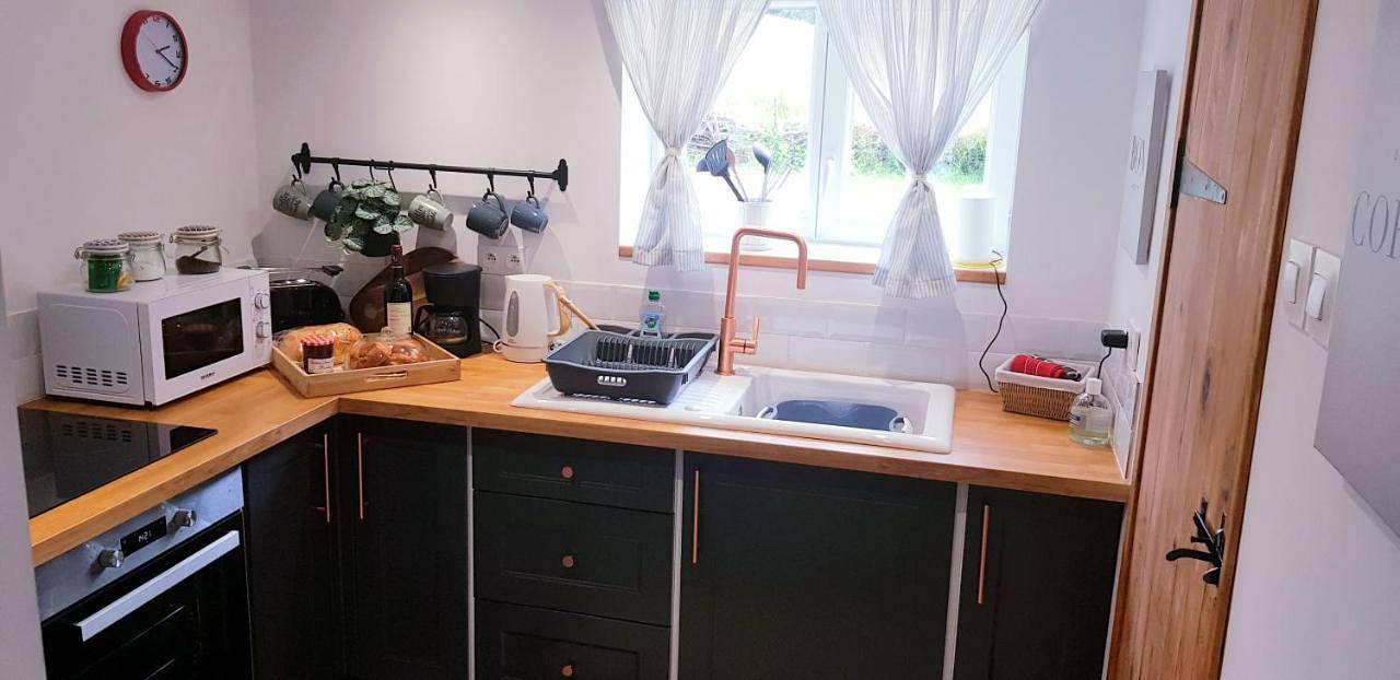 Two-Bedroom House in Guégon, Région de Pontivy