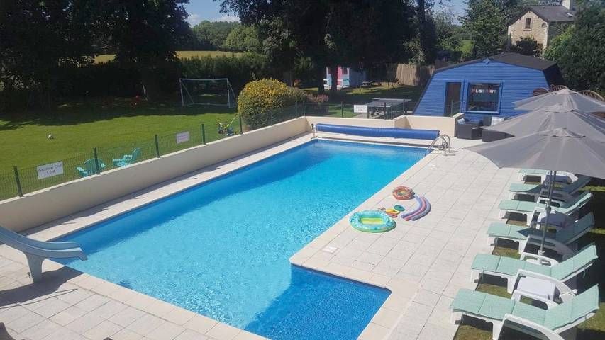 Location de vacances pour 6 personnes, avec vue ainsi que piscine et jardin, adapté aux familles à Camors - 2