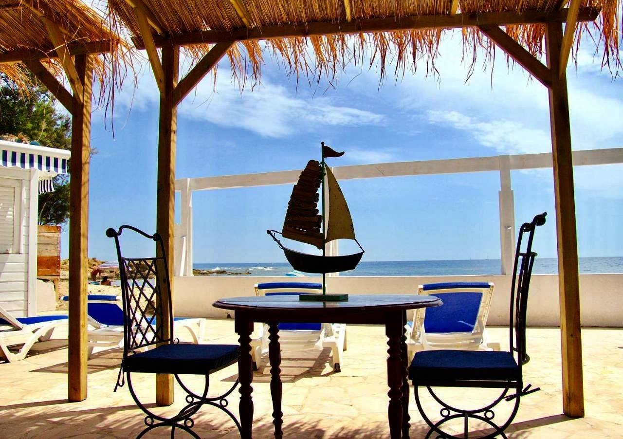 Chambre double sur la plage in Les Issambres, Roquebrune-sur-Argens
