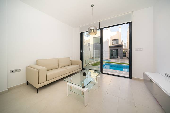 Casa rural para 6 personas, con balcón y jardín en Orihuela - 4