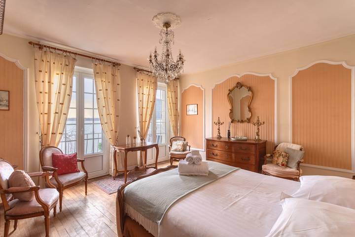 Location de vacances pour 8 personnes, avec jardin et balcon dans Tour Solidor - 3