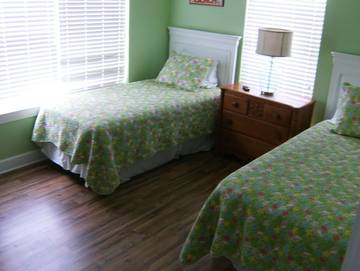 Vacation House for 14 Guests in Pensacola Beach, Emerald Coast, Picture 1