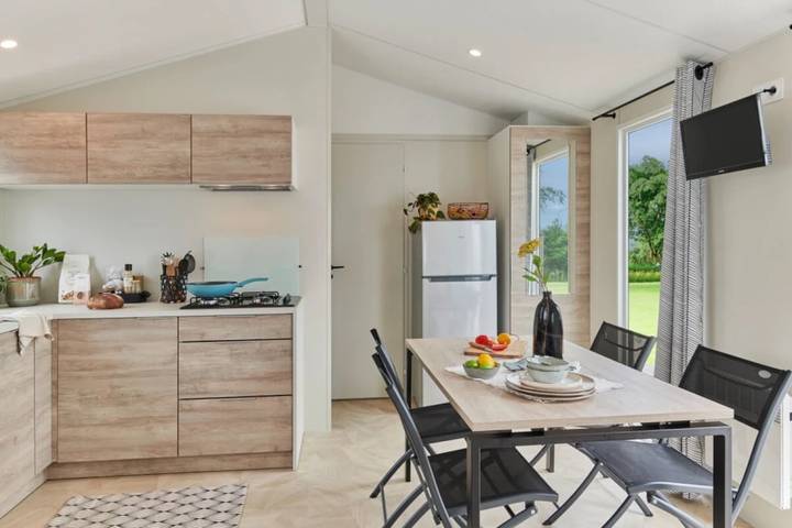 Camping pour 8 personnes, avec terrasse et bassin pour enfant à Talmont-Saint-Hilaire - 3