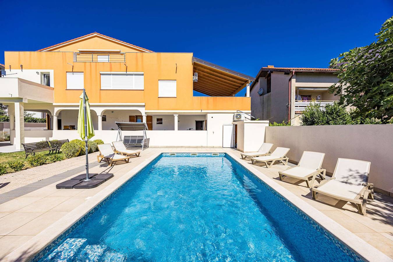 Appartamento vacanze a Medolino a partire da 182€ a notte