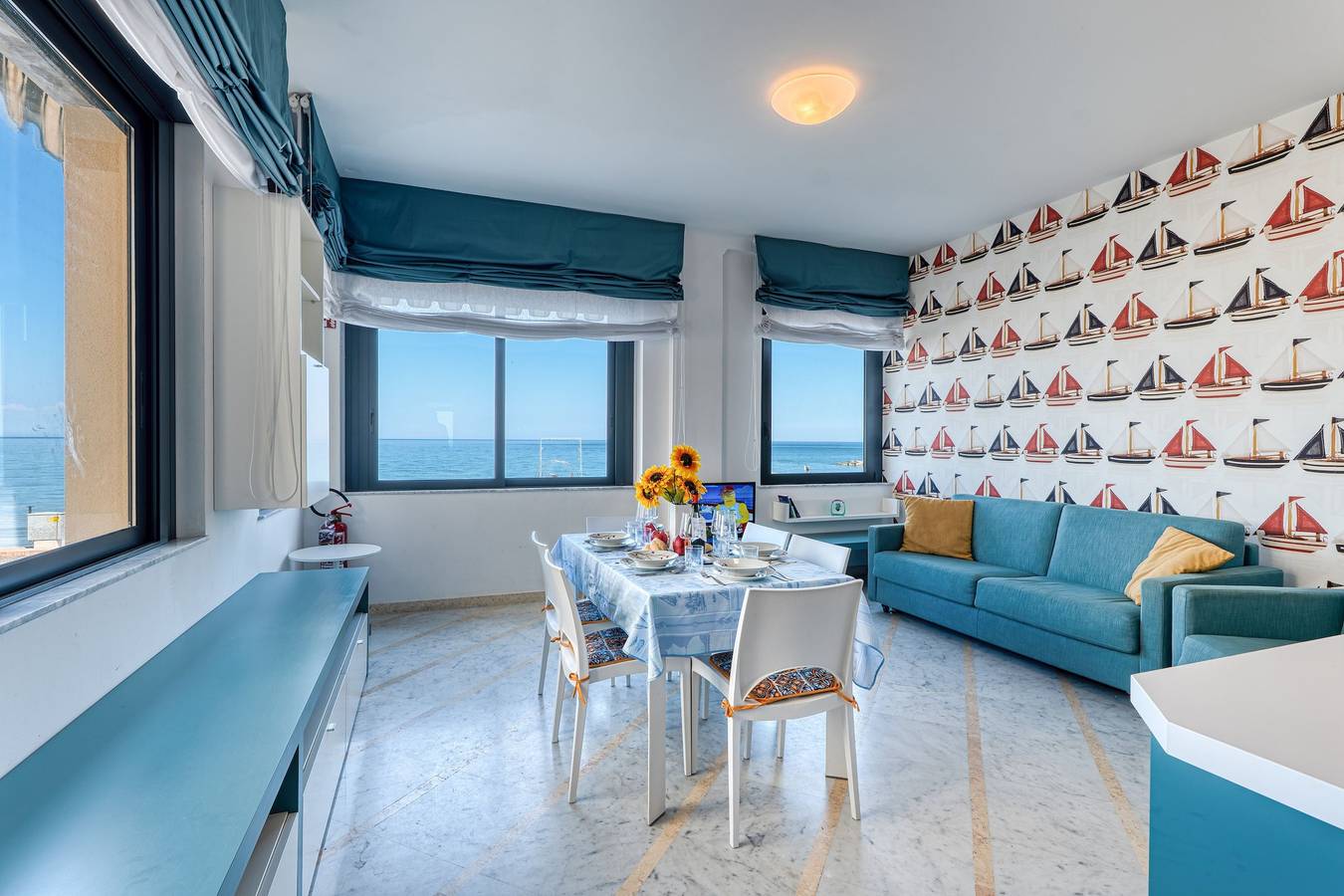 Ganze Wohnung, Front Beach Magic Sea - 20m From The Sea in Laigueglia, Riviera di Ponente