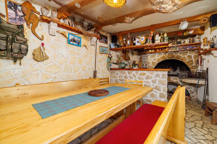 Ferienwohnung für 4 Personen, mit Terrasse in Banjol - 3