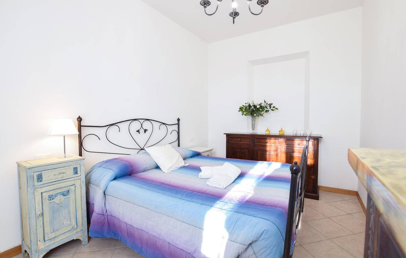 Apartamento con vistas al mar, piscina, jardín y aparcamiento in Camaiore, Costa de la Maremma