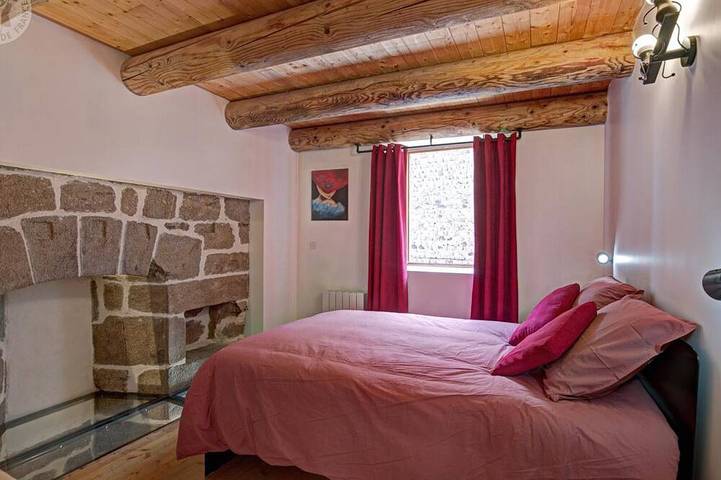 Cómoda casa rural familiar en el corazón de Sauvain in Sauvain, Montbrison