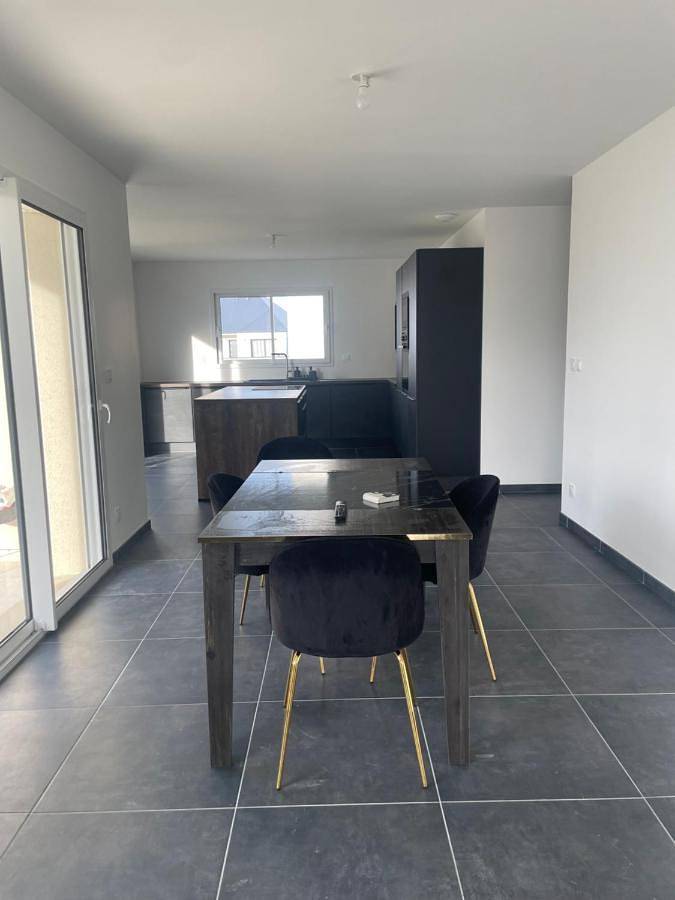 Cottage pour 8 personnes, avec terrasse à Cagny