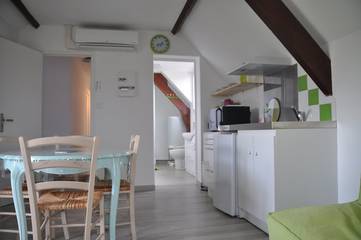 Gîte pour 4 personnes, avec jardin à Curemonte