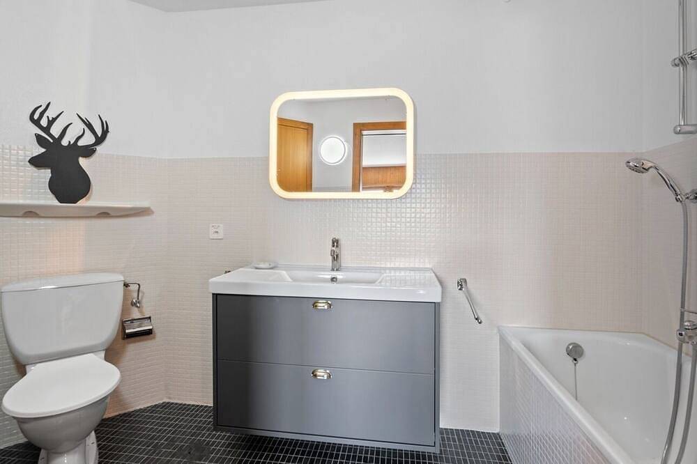 Sunny chalet, great for skiing in Anzère or Crans-Montana in Anzère, Ayent