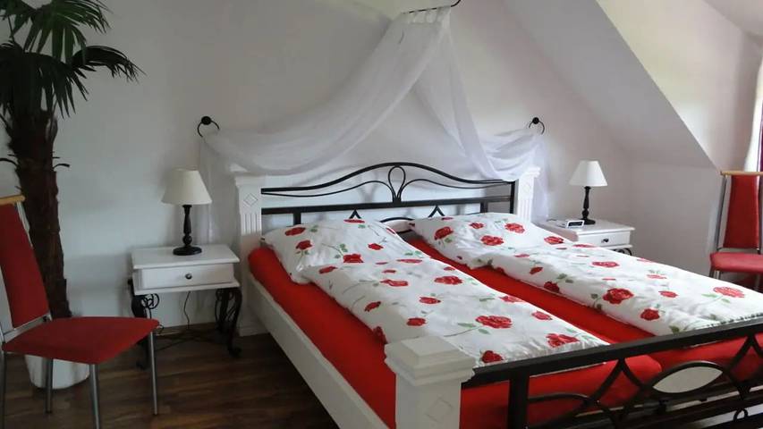 Ferienhaus für 4 Personen, mit Terrasse und Garten in Upgant-Schott - 3