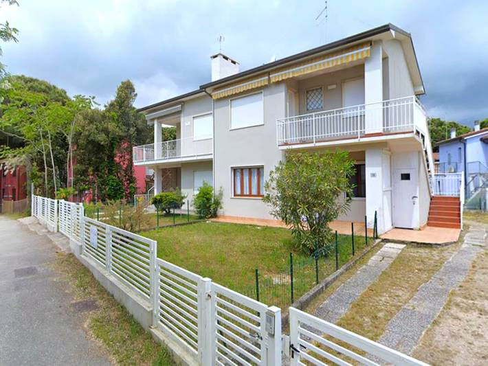 Appartamento per 8 persone, con Balcone/Terrazza e Terrazza nonché Giardino a Rosolina