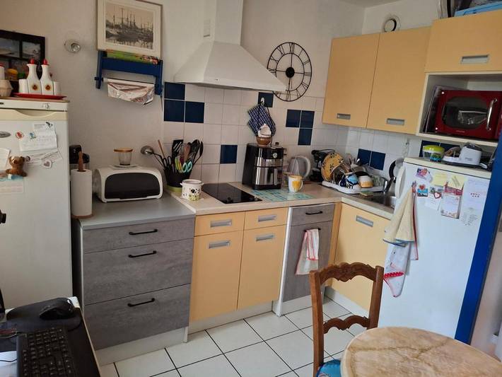 Appartement de vacances pour 5 personnes, avec vue ainsi que terrasse et piscine