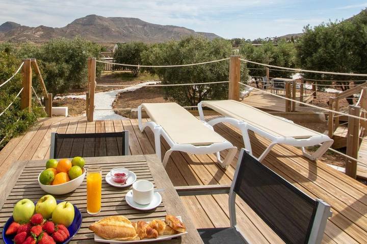 Location de vacances pour 2 personnes, avec piscine ainsi que jardin et vue dans El Campillo De Rodalquilar - 3