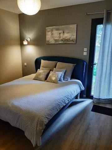 Cottage pour 2 personnes, avec jacuzzi ainsi que terrasse et jardin, animaux acceptés à Pennautier