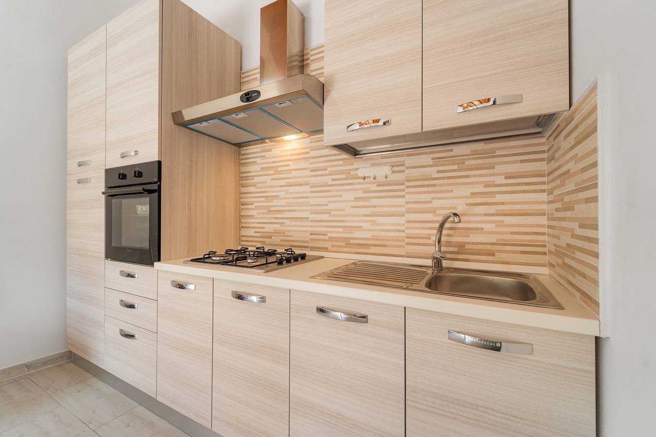 Ganze Wohnung, Apartment 'Maria Rosa' mit privater Terrasse, Wlan und Klimaanlage in Teulada, Cagliari Provinz