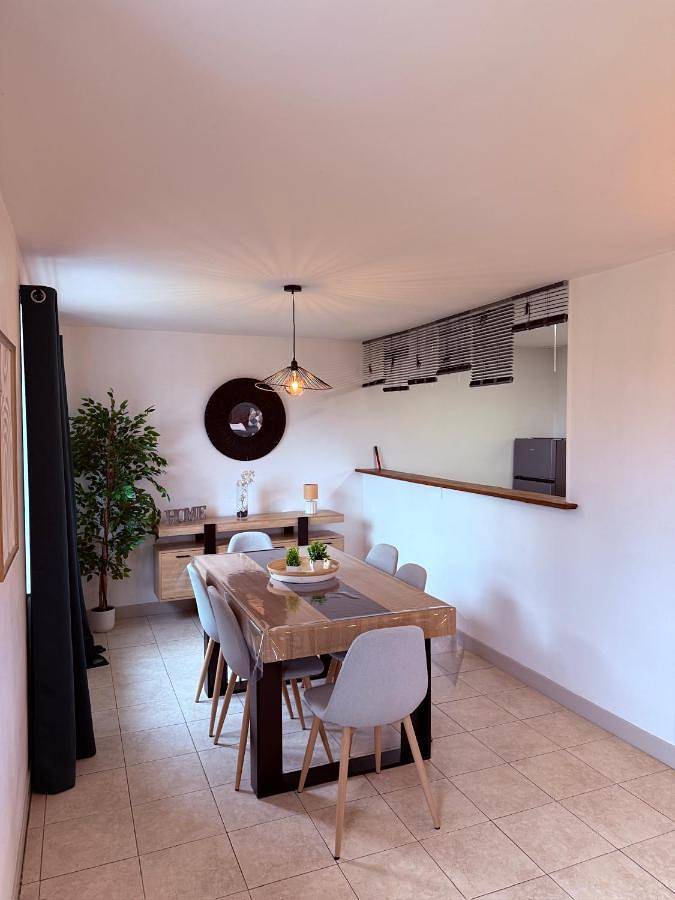 Gîte pour 6 personnes, avec jardin et vue, animaux acceptés dans Courteilles - 3