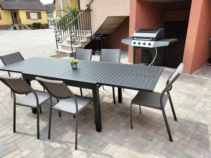 Gîte pour 6 personnes, avec terrasse, adapté aux familles à Elsenheim