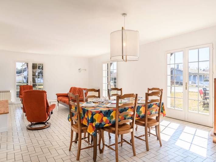 Location de vacances pour 10 personnes, avec balcon et jardin dans Plage du Cap de l'Homy - 2