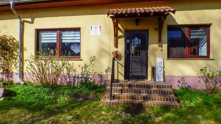 Ferienwohnung für 3 Personen, mit Garten