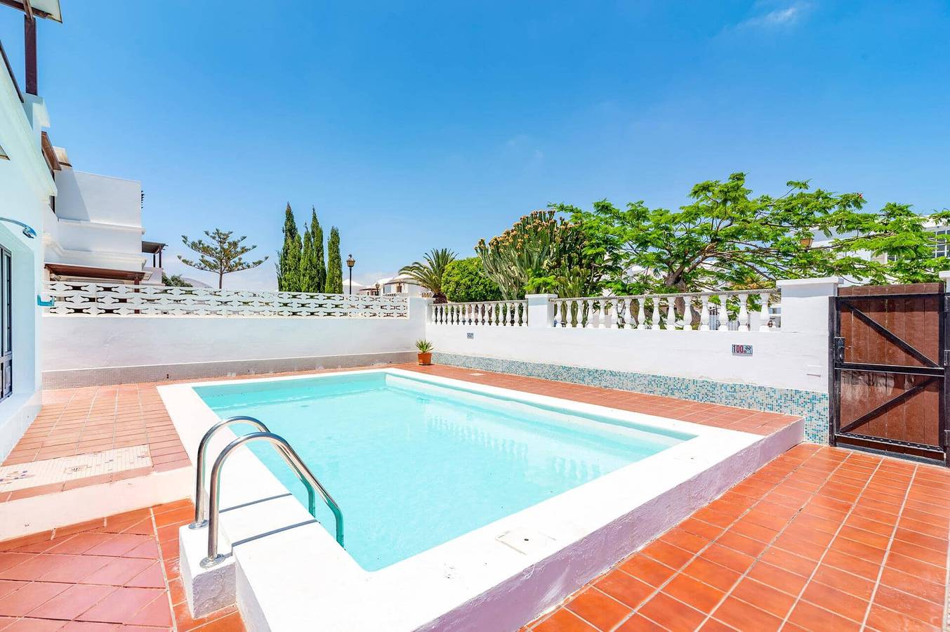 Villa Amapola Pocillos by Villa Plus in Los Pocillos, Tías