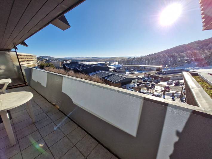 Gîte pour 4 personnes, avec balcon dans Station de Super-Besse (Super-Besse) - 4