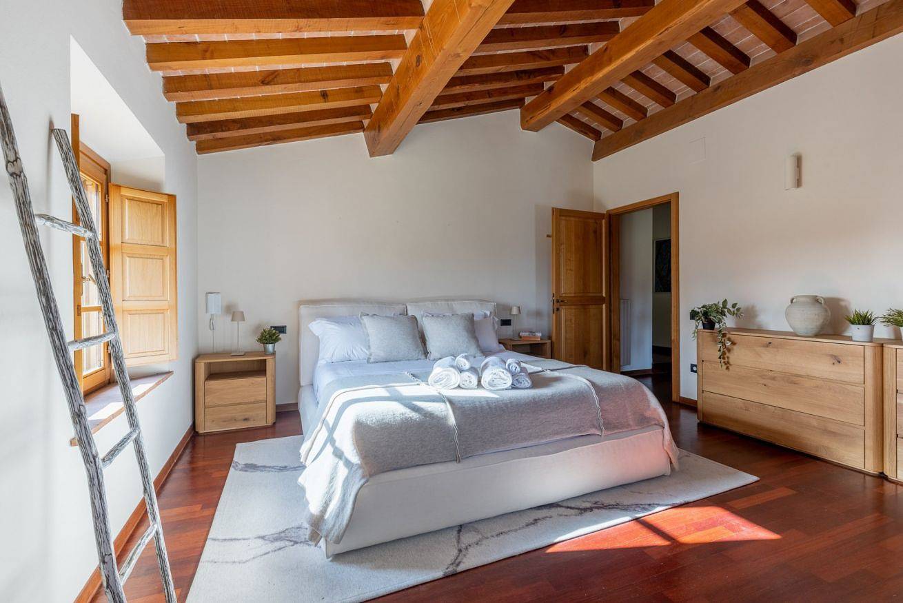 Ganze Wohnung, Ferienwohnung für 8 Personen mit Garten in Palaia, Pisa Provinz