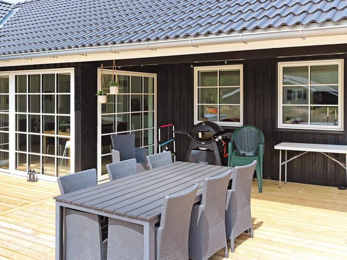 Ferienhaus für 12 Personen, mit Terrasse und Garten am Mariagerfjord - 2
