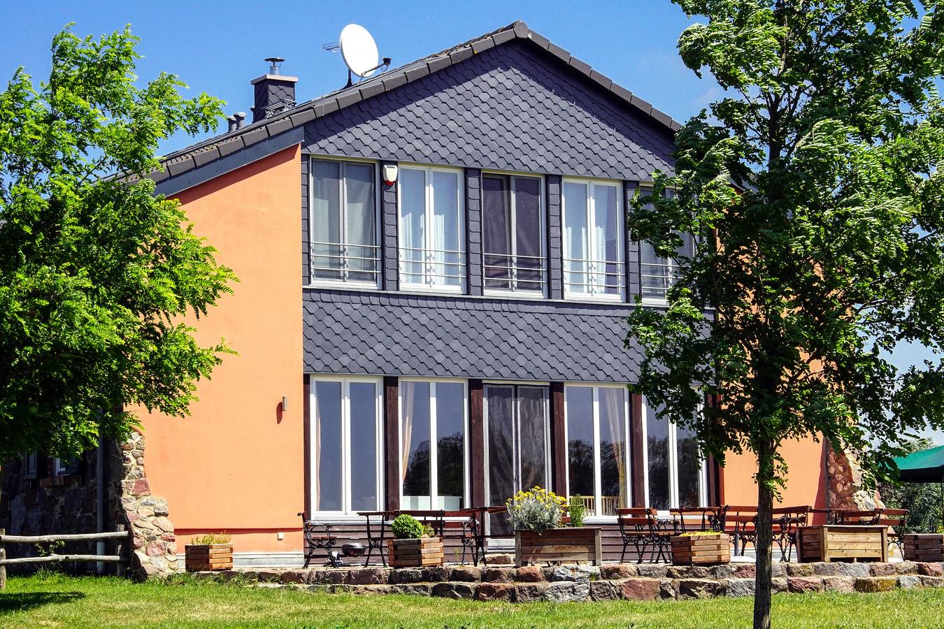 Ganze Ferienwohnung, Fewo Uckerseen, 4 Zimmer mit Bad ensuite und Panoramablick in Oberuckersee, Uckermark
