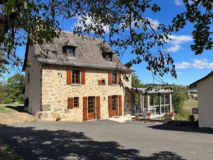 Location de vacances pour 5 personnes, avec Terrasse ainsi que Jardin et Vue à Brandonnet