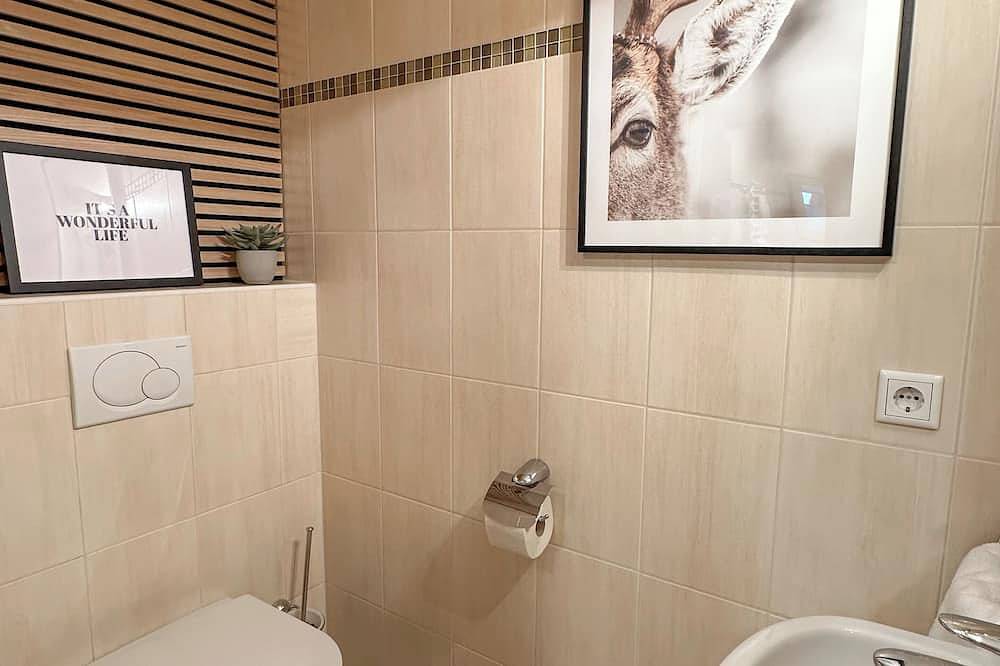 Ganze Wohnung, \"Sonntagskind\"-Premium Apartments Seekirchen, Terrasse & Privatgarten in Seekirchen am Wallersee, Bezirk Salzburg-Umgebung