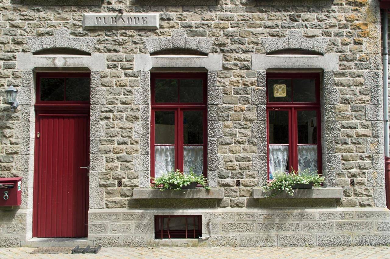 Maison Regal in Yvoir, Région de Namur